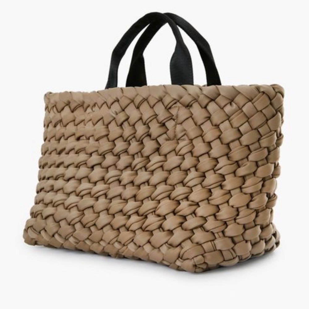 Excellent, slightly used Naghedi Oslo Tote in Earth